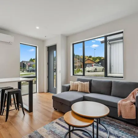Hanleys Getaway - One Bedroom Unit
